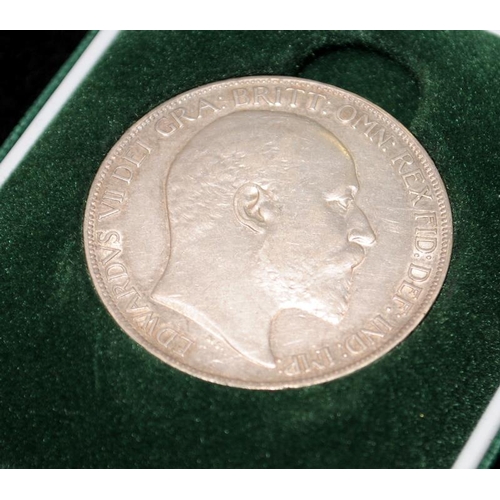 43 - 1825 Half Crown together with 1902 Edward VII Crown coin