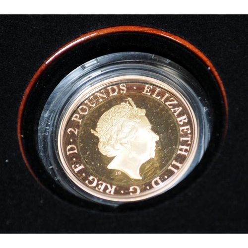 47 - Royal Mint 22ct gold £2 coin, Issued in 2019 commemorating Wedgwood's 260th anniversary. Struck to a... 