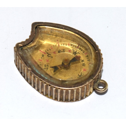 172 - 9ct gold watch fob in the form of a compass