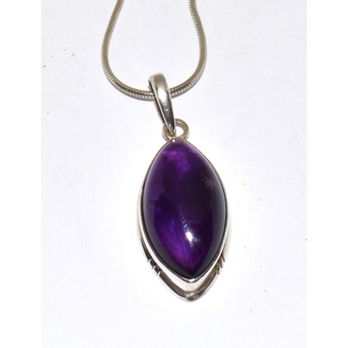 165 - Vintage amethyst cabochon 925 silver pendant.