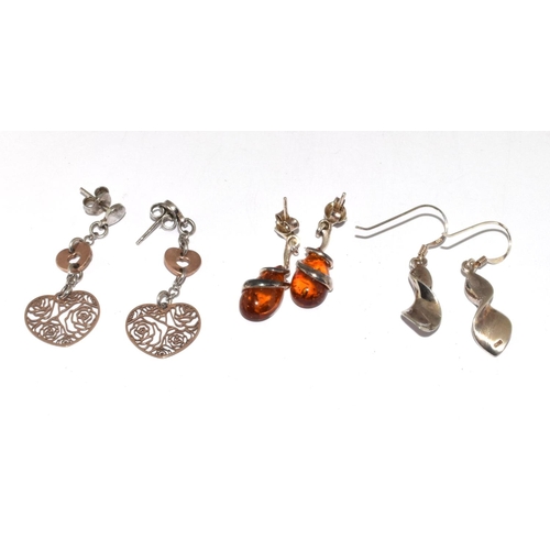 181 - 5 pairs of 925 silver earrings.