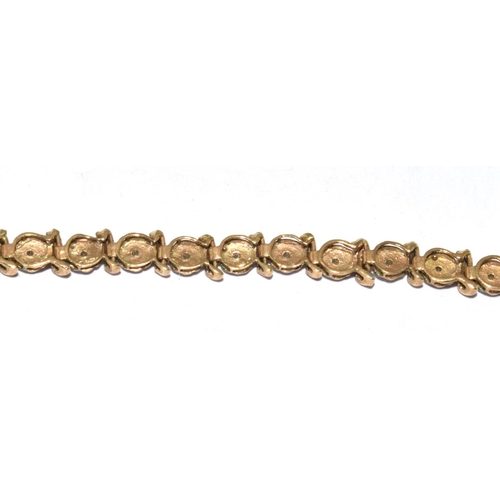 327 - 9ct gold with diamond insert bracelet tight clasp with safety 7.5