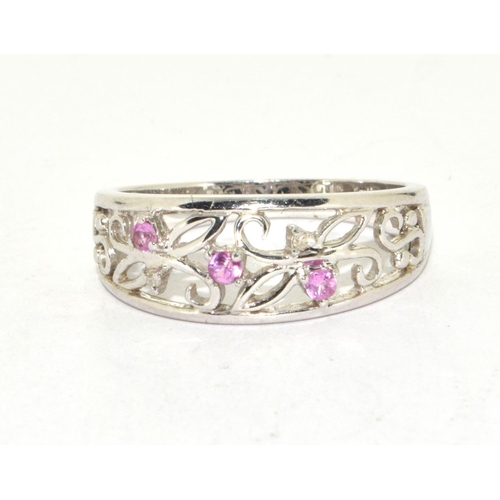 386 - 9ct white gold ladies Diamond and pink Topaz H/M dia in ring size O