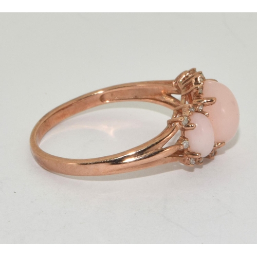 405 - 9ct rose gold ladies 3 stone opal and diamond ring size U