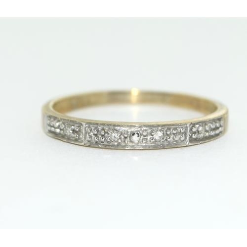 135 - 9ct gold ladies Diamond half eternity ring H/M dia in side the ring size O