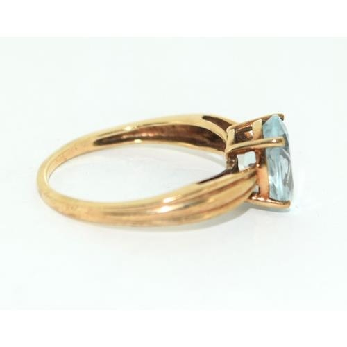 350 - 9ct gold ladies Vintage Aquamarine ring size O