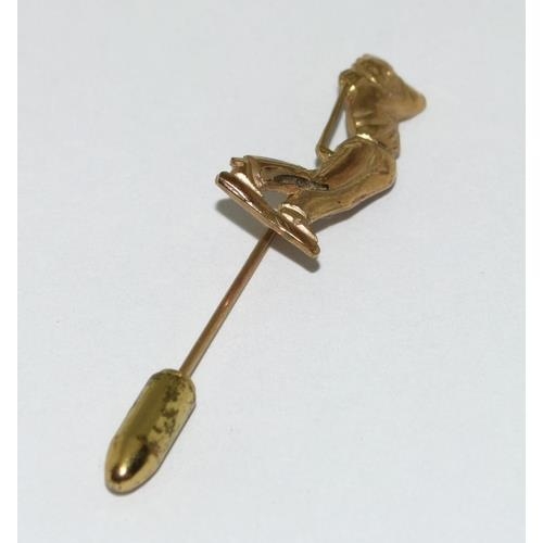 292 - 9ct gold golfing tie Pin