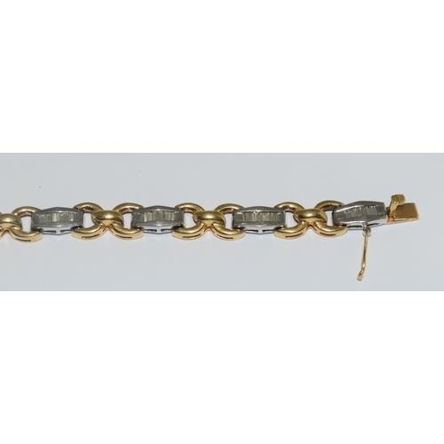 389 - Superb 18ct gold twin colour Diamond bracelet set with bagget cut diamonds approx 2ct total