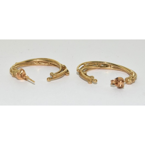 127 - 9ct gold earrings