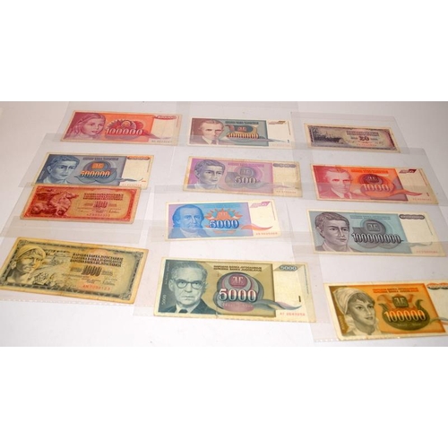 69 - Large collection of Yugoslavia and Slovenia banknotes including some vintage and high value examples... 