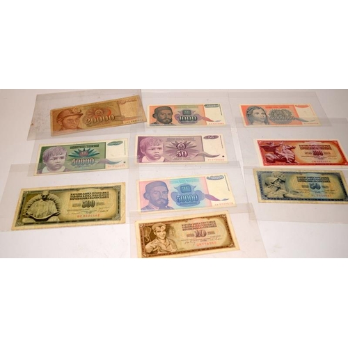 69 - Large collection of Yugoslavia and Slovenia banknotes including some vintage and high value examples... 