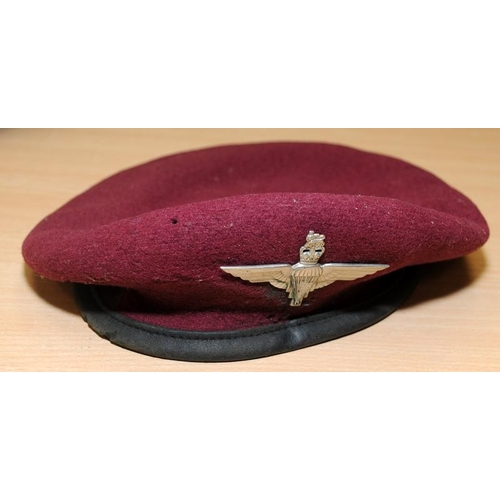 97 - Vintage Paratroop Regiment Red Beret c/w metal cap badge