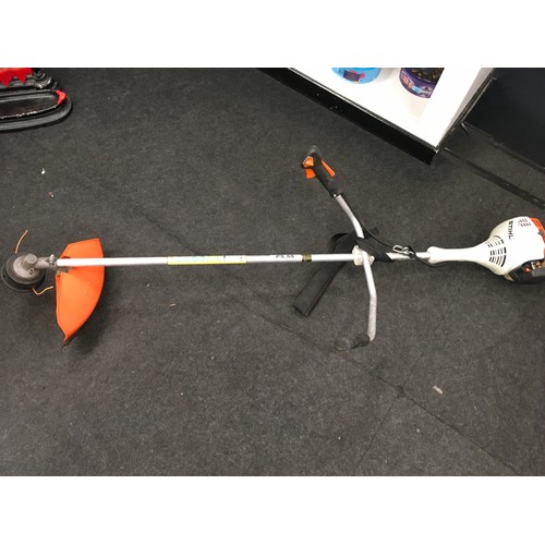 83 - Stihl Petrol Strimmer F5 55