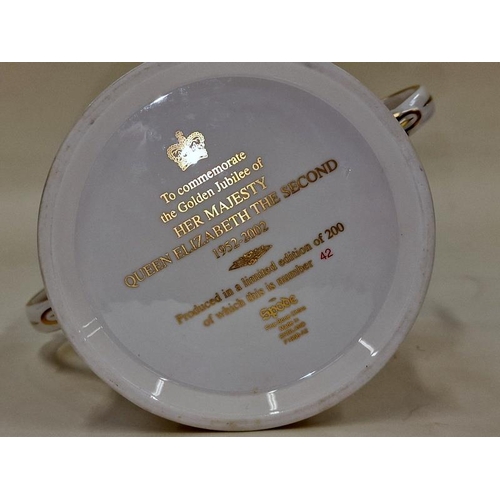 47 - Spode Ltd edition twin handed loving cup with certificate to commemorate the golden jubilee of HM Th... 