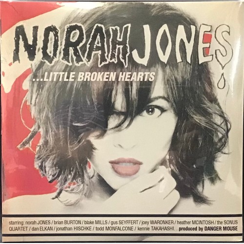 69 - NORAH JONES DOUBLE VINYL LP RECORD 'LITTLE BROKEN HEARTS'. Pop / Contempory jazz bought to you here ... 
