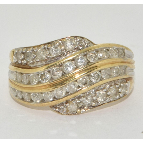 316 - 9ct Gold Ladies Vintage Diamond Set Cluster Ring. approx 0.5ct Size R