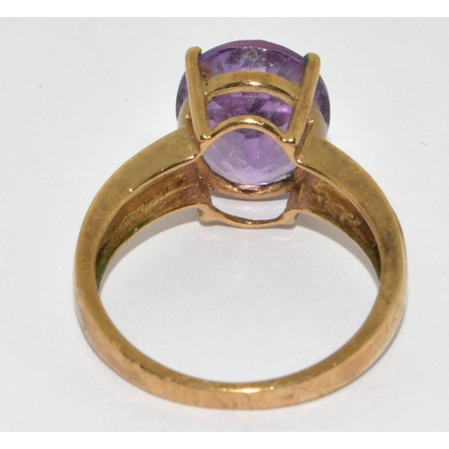 280 - 9ct White & Yellow Gold Diamond & Amethyst Solitaire Ring. Size O