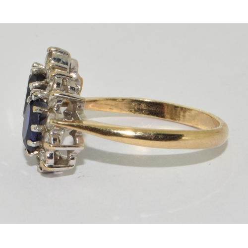 287 - 9ct Gold Double Sapphire Cluster Ring. Size P