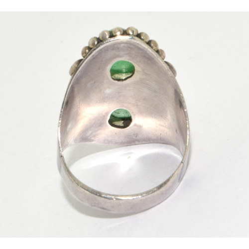 380 - A 925 silver and jade ring, Size O