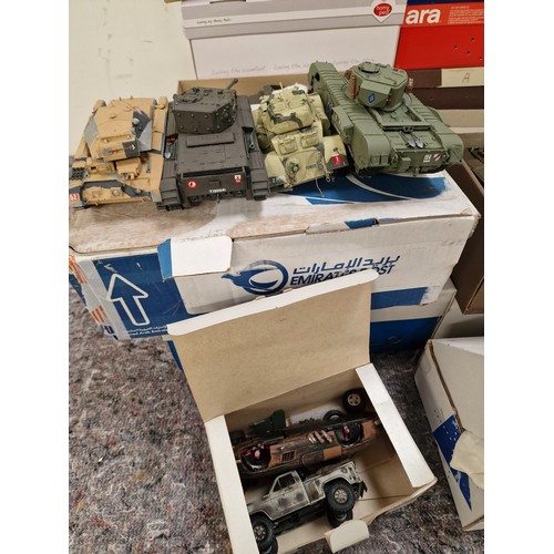 139 - Very large collection of part and fully built plastic models mainly tanks. Approx 15 boxes.