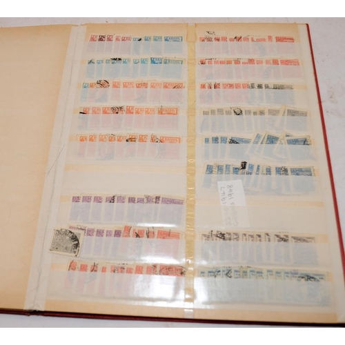 200 - Good selection of stamp albums and stock books featuring UK, Brazil, Hong Kong etc. Worth a look thr... 