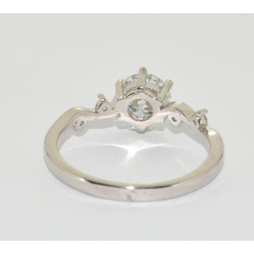 382 - 925 Silver Solitaire Ring. Size N