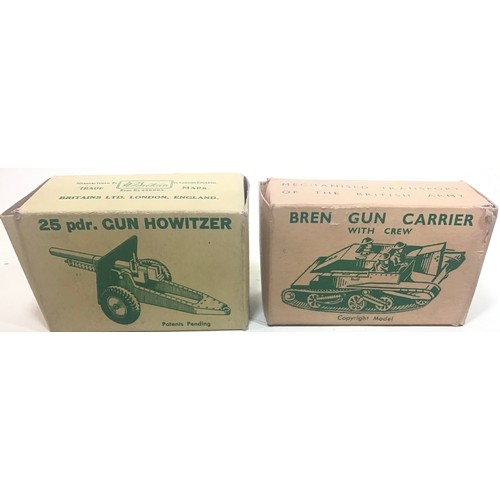 26 - Britains 25 pdr. gun howitzer boxed (unchecked) together with Bren Gun Carrier (boxed unchecked)to i... 