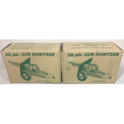 60 - Britains 2 x 25 pdr. gun howitzers.