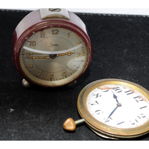 318 - A collection of vintage gents watch heads and other clock/watch related items. All offered for spare... 