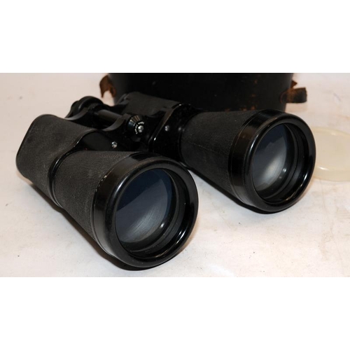 67 - Pair of vintage Prinz 12 x 65 binoculars in original case.