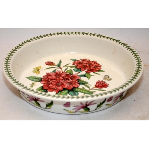 72 - Collection of Portmeirion Botanic Garden to include lidded casserole dish, large flan dish and plate... 