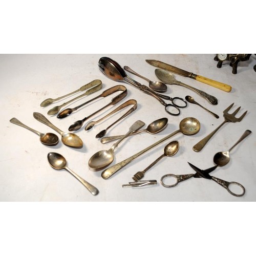 369 - A collection of silver and silver plated items and other curios