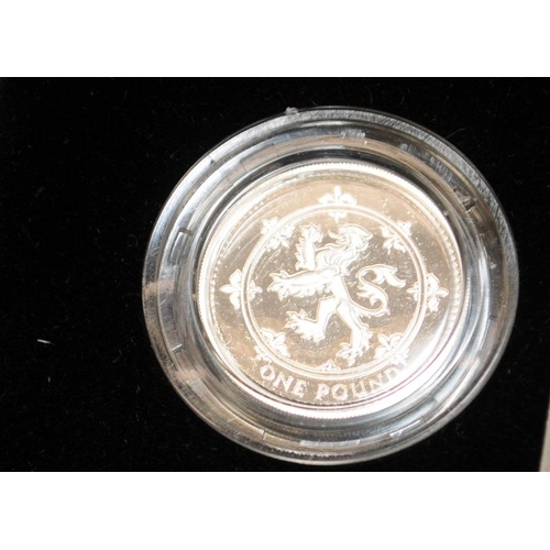 125 - Royal Mint silver proof piedfort double thickness QM Crown coin c/w 1994 Silver proof One Pound and ... 