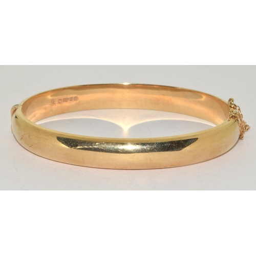 334 - 9ct gold ladies embossed bangle 11g