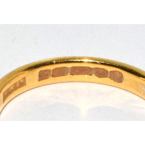 338 - 22ct gold wedding band 3g size K