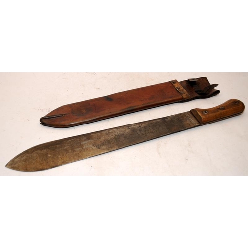 151 - British Martindale Birmingham No.1623 WW1 military machete with scabbard. Blade length 18