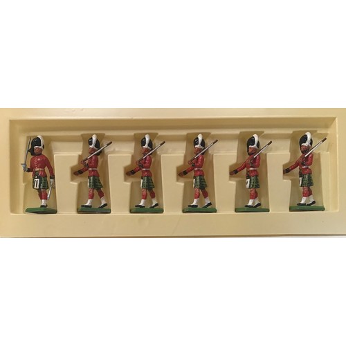 104 - Boxed Britains lead soldiers 