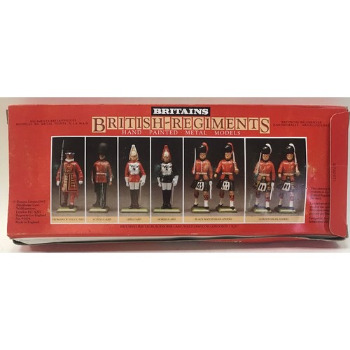 105 - Boxed Britains lead soldiers 