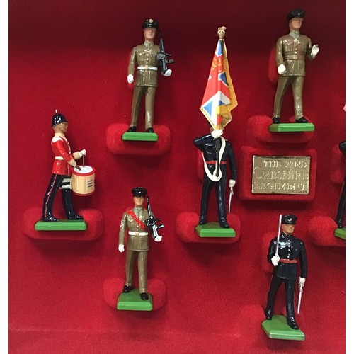 100 - Boxed Britains lead soldiers 