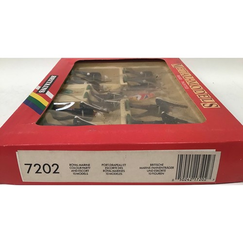 102 - Boxed Britains lead soldiers 