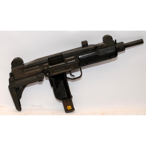 168 - Genuine Israeli 9mm IMI Sub-Machine gun. This has been fully deactivated and is for display purposes... 