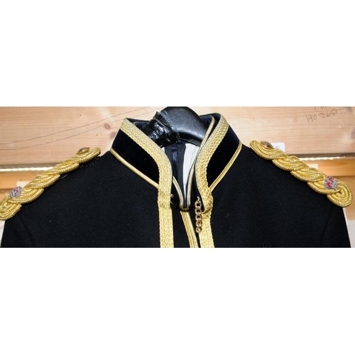 175 - British Army uniform: Full Mess Dress with cap of the Army Logistical Corps consisting of tunic, wai... 