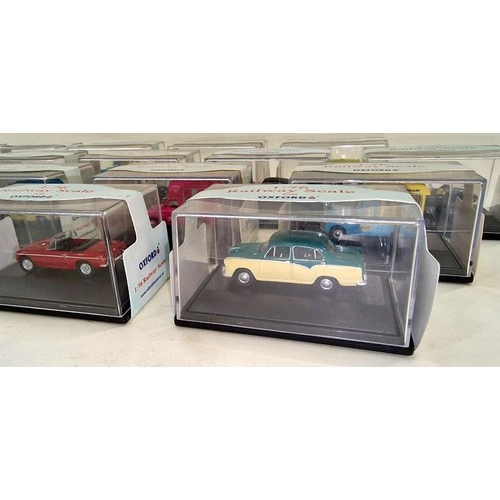 282 - Oxford group of 1:76 Railway Scale miniature die cast cars in display cases (20).