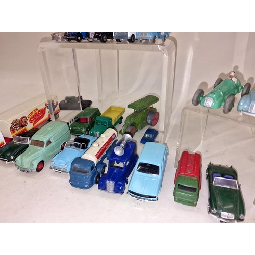 290 - Collection of vintage and modern play worn die cast vehicles to include examples by Matchbox, Dinky ... 