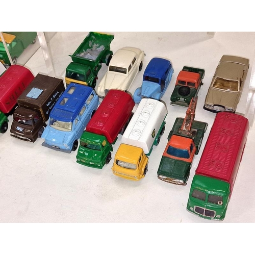 295 - Collection of vintage and modern unboxed play worn die cast vehicles to include examples by Dinky, M... 