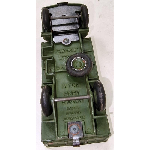 302 - Vintage group of unboxed play worn die cast military vehicles mainly examples by Dinky (15).