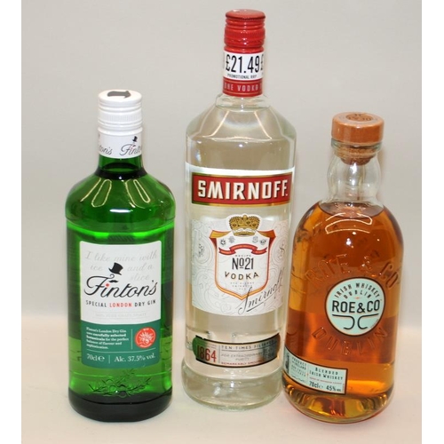 19 - 3 mixed bottles of alcoholic spirit Vodka Gin and Irish Whisky ref 83,89 92