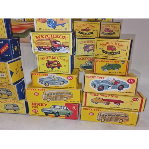 313 - Collection of vintage Matchbox and Dinky die cast collectable empty boxes. No models included (39).