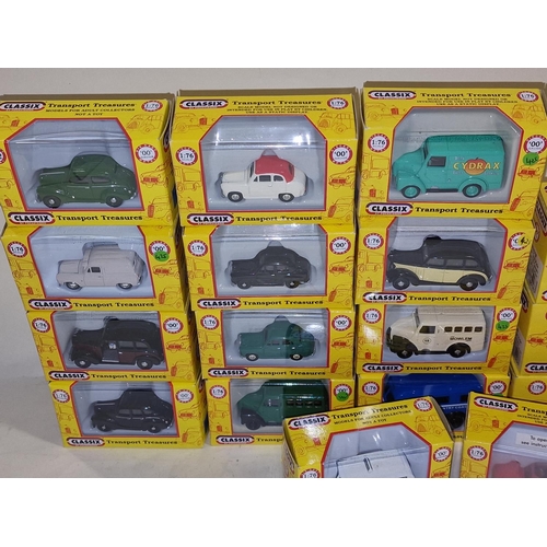 324 - Classix by Pocketbond Transport Treasures boxed group of 1:76 scale die cast cars (18).