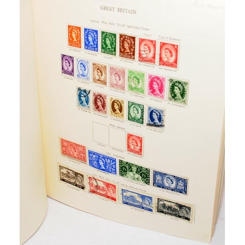 370 - Stanley Gibbons 3rd Edition New Age stamp album. Good level of completeness